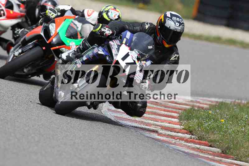 /Archiv-2023/06 10.04.2023 Moto Club Anneau du Rhin/Rouge Expert/17